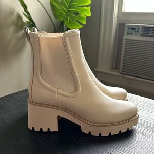 New Dolce Vita Chelsea Lug “Hawk H2O” in Cream Leather, 8.5